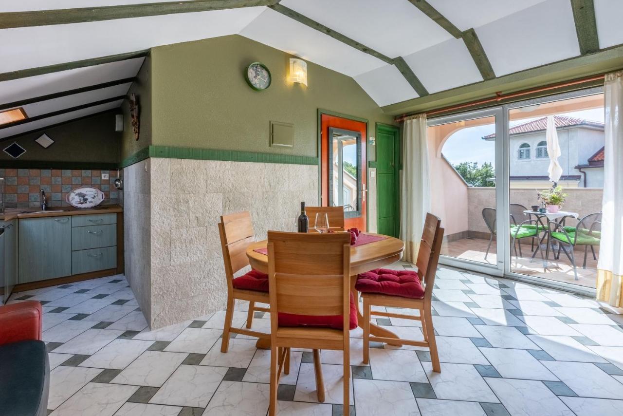 Apartment Riky Crikvenica Exterior photo